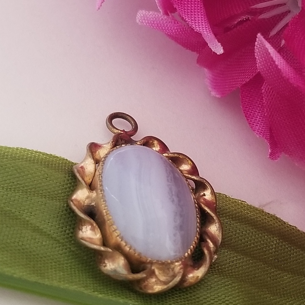 Gold Tone Blue and White stone Necklace Charm - Picture 7 of 8